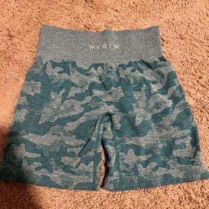 Nvgtn teal camo shorts